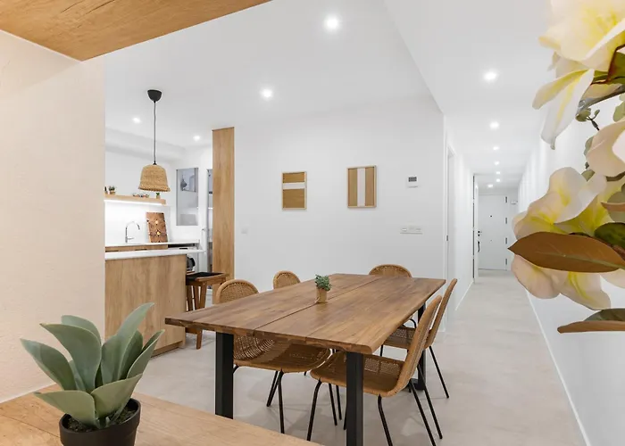 Charlot Center Iv By Suncastle * Alicante